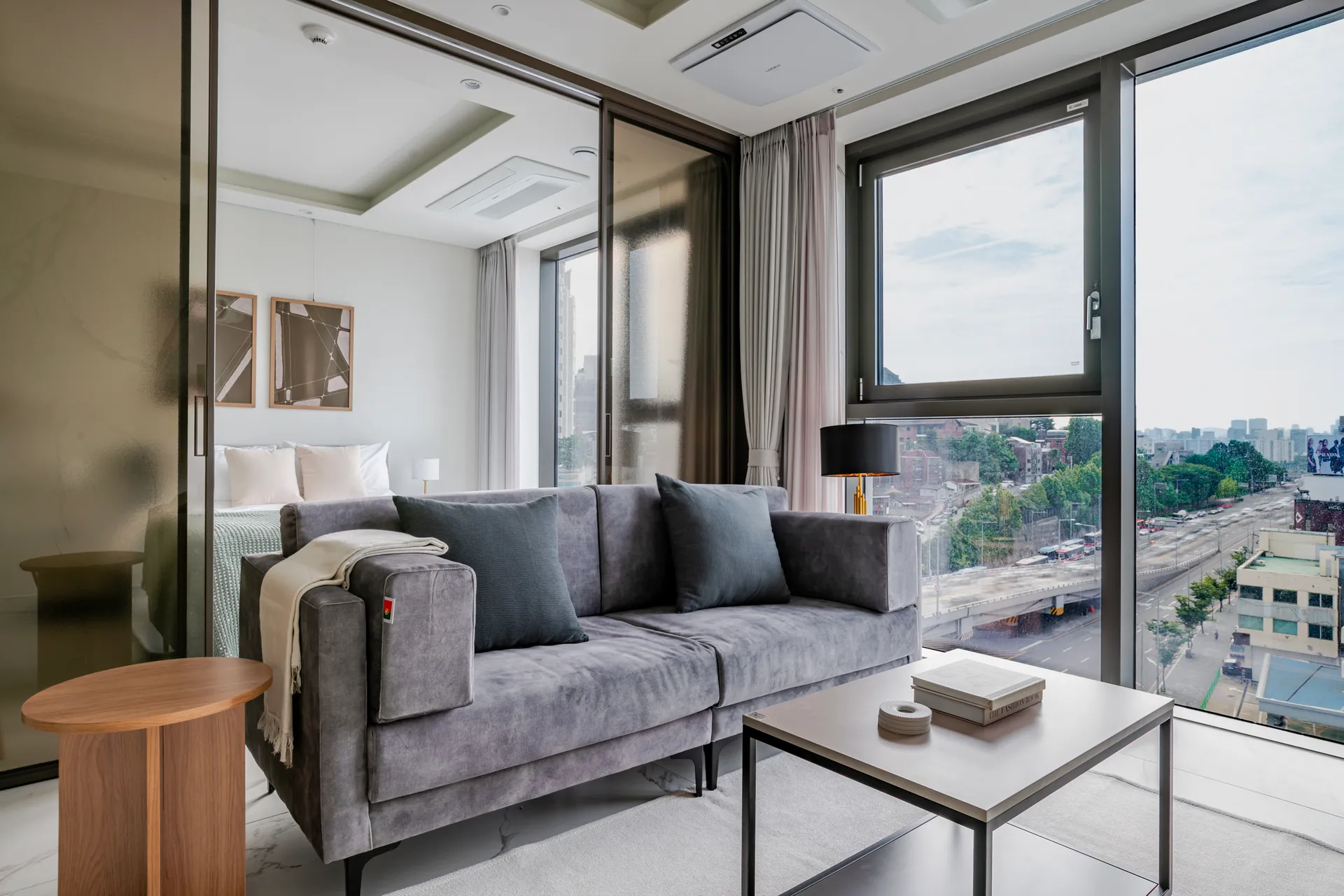 One-Bedroom Home between Namsan & the Han River